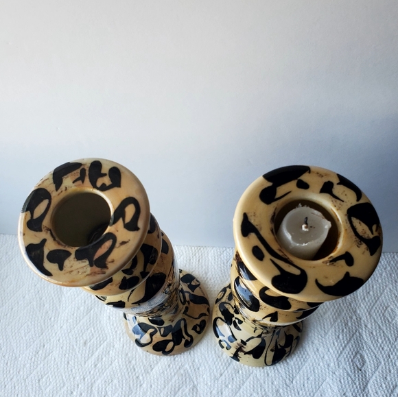 Candlesticks Hand Painted Signed Noble Vintage Porcelain. 10in tall. - Picture 2 of 6